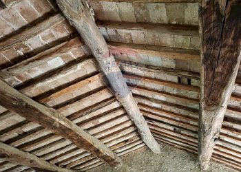 Dettagli - Rustico Via Col Muson
 
3, Castelcucco - foto 23