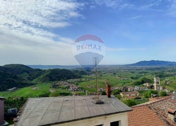 Vista delle montagne - Casa semi indipendente Via Cimitero
 
46, Valdobbiadene - foto 18