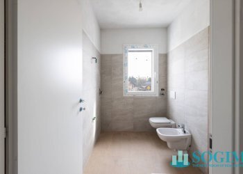 Foto 37 - Quadrilocale Via Toscana
 
38, Biassono - foto 37