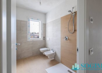 Foto 38 - Quadrilocale Via Toscana
 
38, Biassono - foto 38