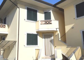 esterno - Appartamento via casamicciola, Massa - foto 2