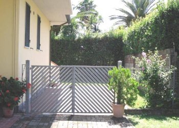 esterno - Villa a Schiera via del casone, Massa - foto 2