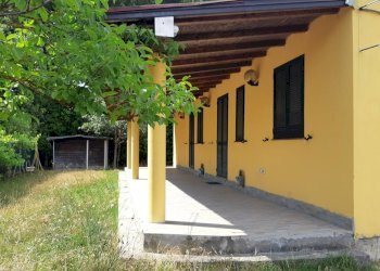 esterno - Casa semi indipendente via verdi, Massa - foto 3