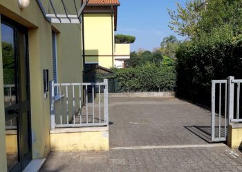 esterno - Appartamento via paolo ferrari, Massa - foto 3