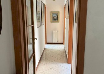 Zona notte - Independent house Via Garibaldi, Camaiore - photo 12