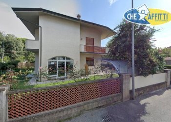 esterno - Casa indipendente lungomare di ponente, Massa - foto 1