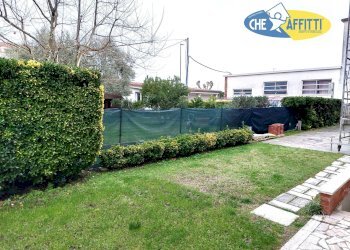 esterno - Casa indipendente lungomare di ponente, Massa - foto 5