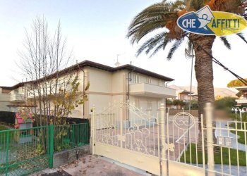 Foto 1 - Appartamento Via Paolo Ferrari, Massa - foto 1