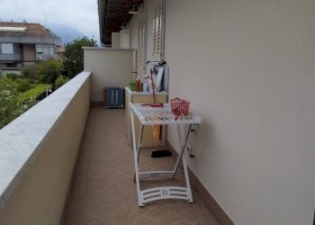 Balcone - Appartamento Via Paolo Ferrari, Massa - foto 16