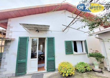 esterno - Casa semi indipendente Via Treviso, Massa - foto 2