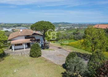 Foto 2 - Villa Via Monte Olivo
 
28, Coriano - foto 2