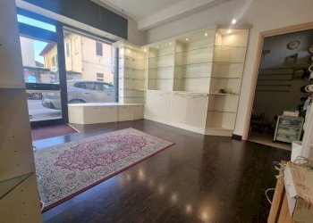 Foto 1 - Locale Commerciale VIA SERBELLONI
 
25, Gorgonzola - foto 1