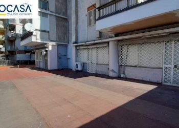 Foto 2 - Locale Commerciale VIA GABOLA
 
21, Nocera Inferiore - foto 2