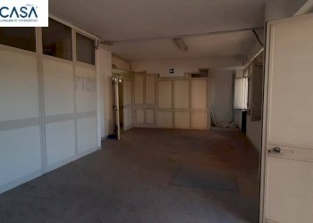 Foto 6 - Locale Commerciale VIA GABOLA
 
21, Nocera Inferiore - foto 6