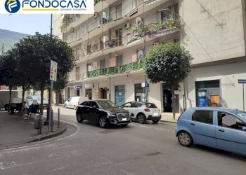 Foto 1 - Attività Commerciale VIA BARBARULO
 
98, Nocera Inferiore - foto 1