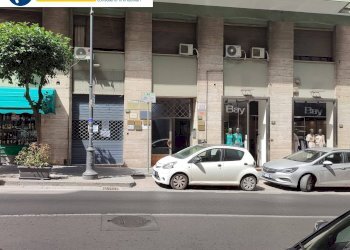 Foto 6 - Attività Commerciale VIA BARBARULO
 
98, Nocera Inferiore - foto 6