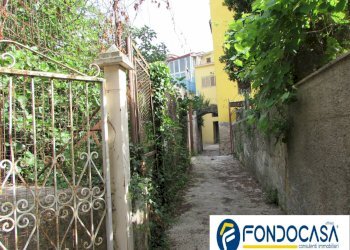 Foto 3 - Stabile - Palazzo VICOLO DE SIMONE
 
6, Roccapiemonte - foto 3