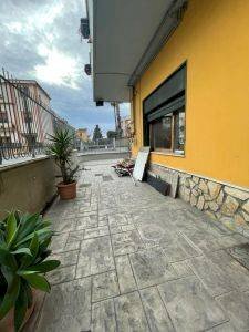 Foto 1 - Locale Commerciale STRADA PROVINCIALE NOCERA-SARNO
 
6, Nocera Inferiore - foto 1