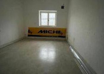 Foto 6 - Locale Commerciale STRADA PROVINCIALE NOCERA-SARNO
 
6, Nocera Inferiore - foto 6