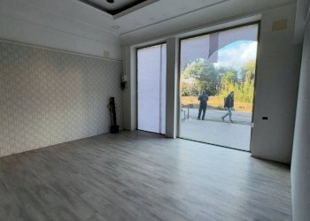 Foto 3 - Locale Commerciale VIA ATZORI
 
17/19, Nocera Inferiore - foto 3