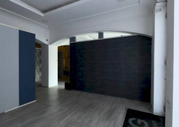 Foto 11 - Locale Commerciale VIA ATZORI
 
17/19, Nocera Inferiore - foto 11