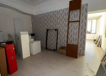 Foto 14 - Locale Commerciale VIA ATZORI
 
17/19, Nocera Inferiore - foto 14