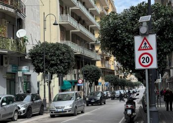 Foto 3 - Attività Commerciale VIA BARBARULO, Nocera Inferiore - foto 3