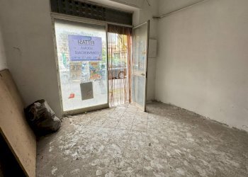 Foto 3 - Magazzino VIA SICILIANO, Nocera Inferiore - foto 3