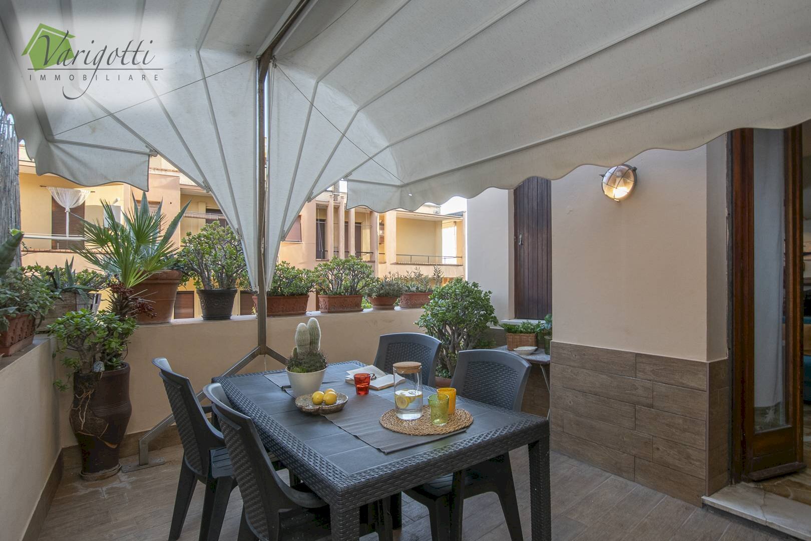 Foto 1 - Trilocale Via degli Ulivi
 
9, Finale Ligure - foto 1