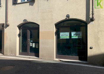 Foto 2 - Locale Commerciale Via Cavour
 
77, Saronno - foto 2