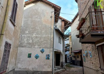 Foto 19 - Trilocale Via A. Giovanni Chini
 
1, Valganna - foto 19