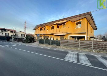 Foto 1 - Locale Commerciale Via Monte Generoso
 
72, Varese - foto 1