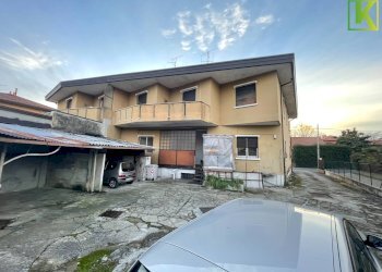 Foto 5 - Locale Commerciale Via Monte Generoso
 
72, Varese - foto 5