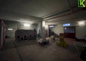 Foto 13 - Locale Commerciale Via Monte Generoso
 
72, Varese - foto 13