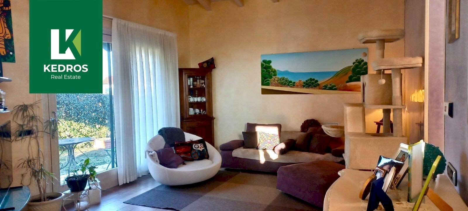 Foto 2 - Villa Via Turconi
 
17, Cantello - foto 2