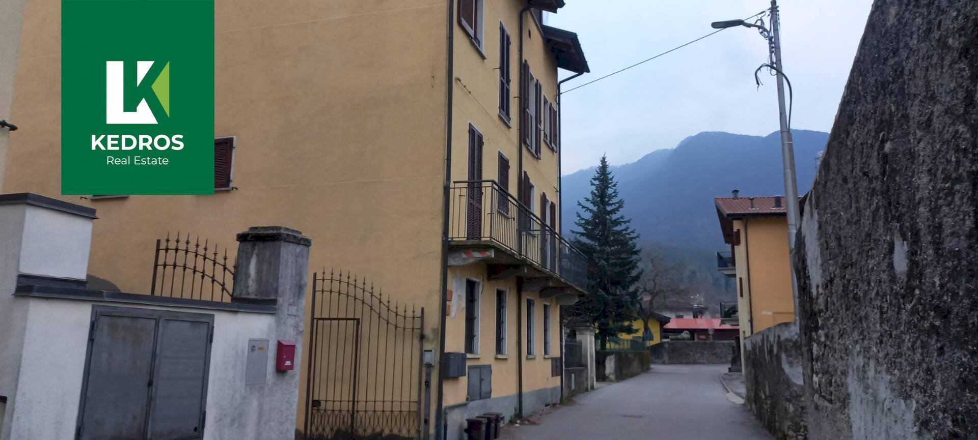 Foto 1 - Trilocale Via Giuseppe Verdi
 
7, Cuvio - foto 1