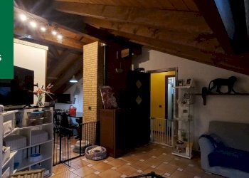 Foto 6 - Trilocale Via Giuseppe Verdi
 
7, Cuvio - foto 6