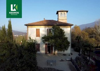 Foto 1 - Villa Via per Bedero
 
8, Cunardo - foto 1