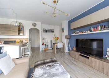 Foto 5 - Trilocale via mezzanotte
 
3, Milano - foto 5