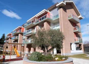 Foto 2 - Box Via Barberà del Valles
 
33, Grugliasco - foto 2