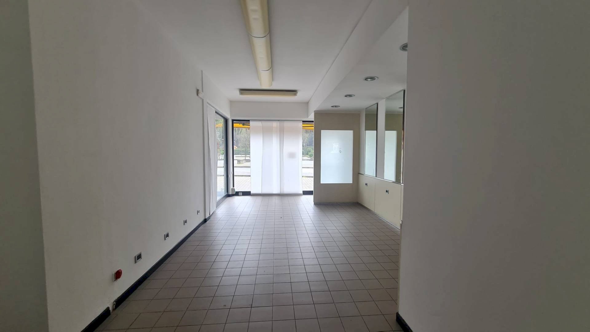 Foto 1 - Commercial Premises Via Dancalia
 
71, Eraclea - photo 1