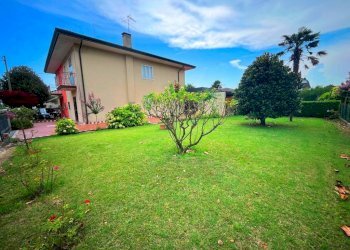 Foto 1 - Villa a Schiera Via Ambra Alagi, Jesolo - foto 1