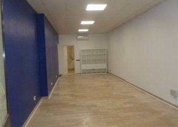 Foto 2 - Commercial Premises San Benedetto del Tronto - photo 2