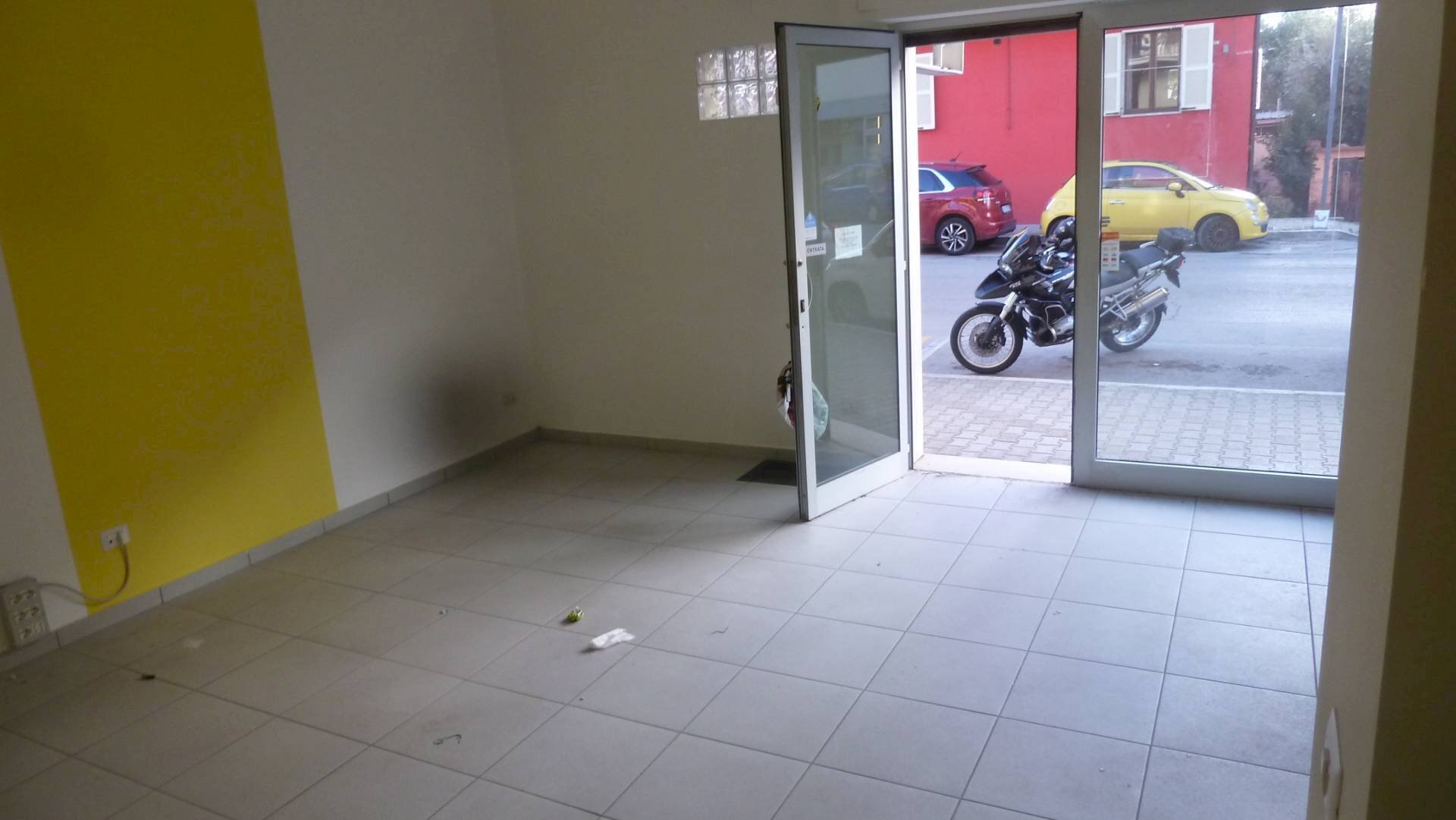 Foto 2 - Commercial Premises San Benedetto del Tronto - photo 2