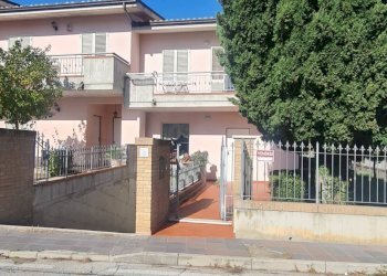 Foto 27 - Villa a Schiera Folignano - foto 27