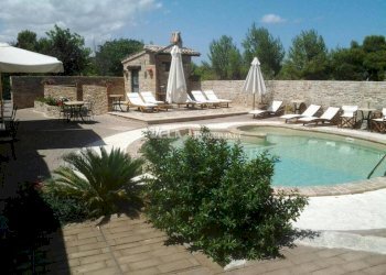 zona ombrelloni e piscina - Appartamento Monteprandone - foto 6