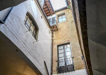 Foto 7 - Stabile - Palazzo Piazza del Popolo
 
29, San Miniato - foto 7