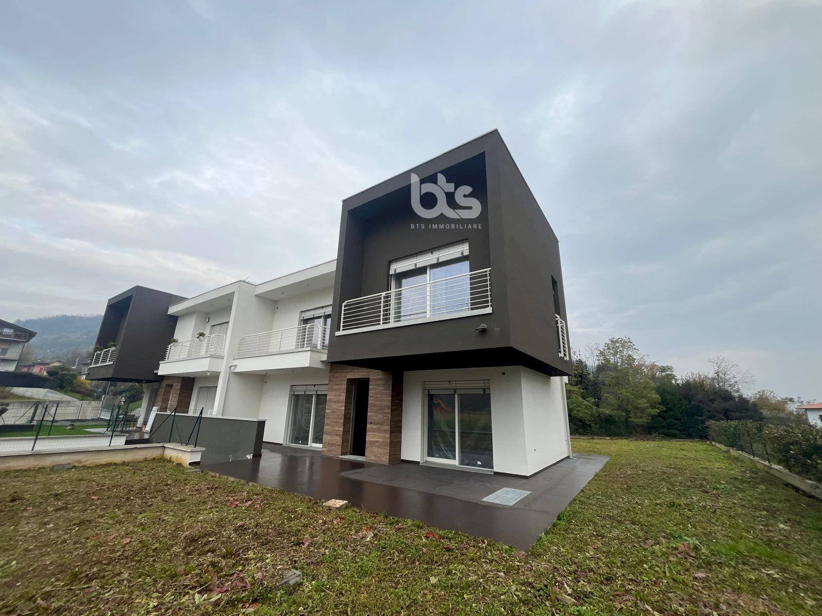 Foto 1 - Villa Via Ripa, Villongo - photo 1