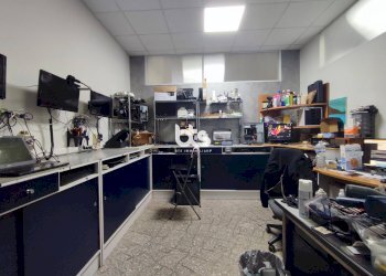 Foto 3 - Locale Commerciale Via Vittorio Veneto
 
25, Grumello del Monte - foto 3