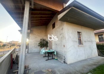 Foto 2 - Villa via vincenzo bellini
 
27, Castelli Calepio - foto 2